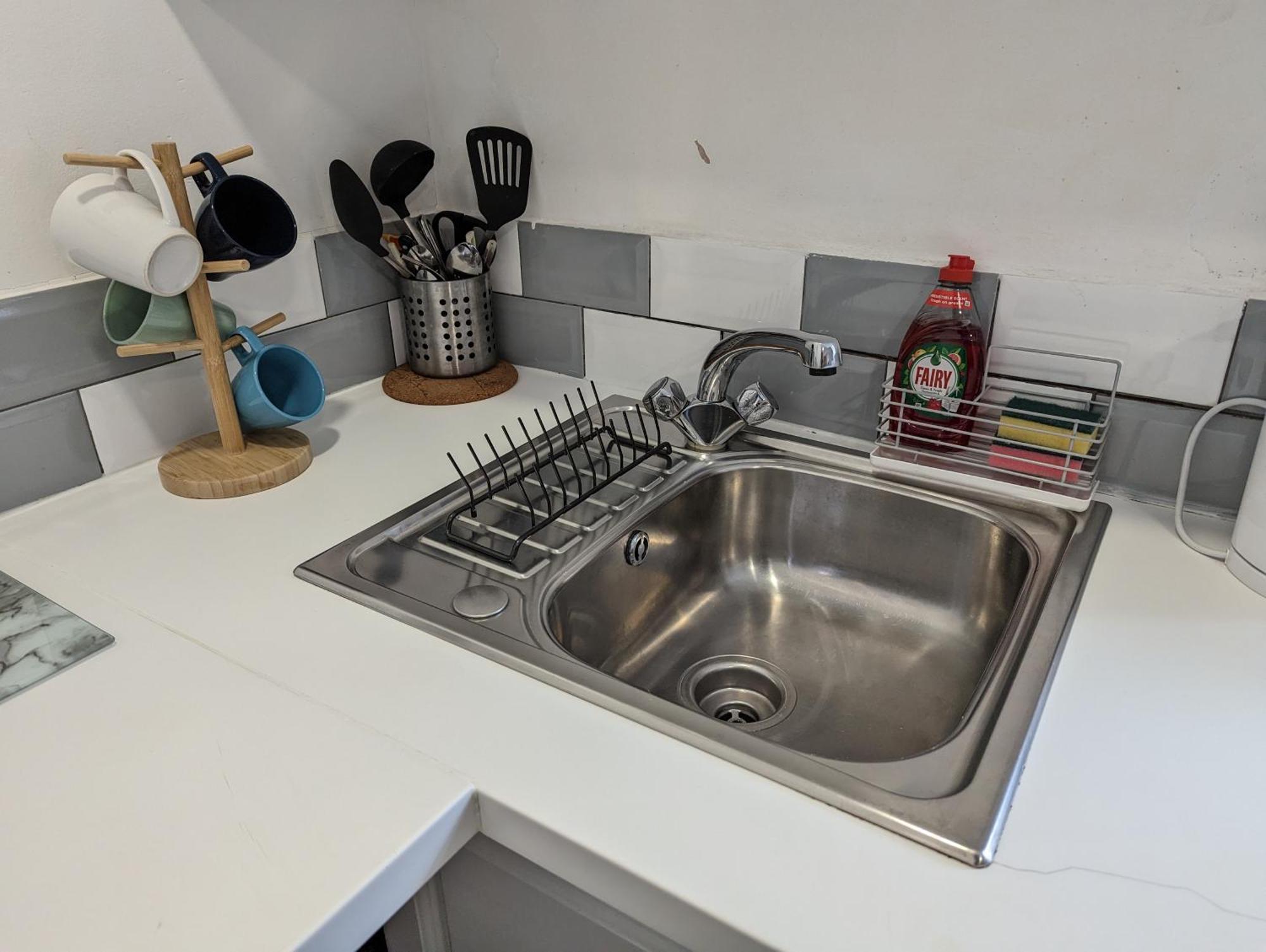 Serene 1 Bedroom Flat In Roath Cardiff Exterior photo